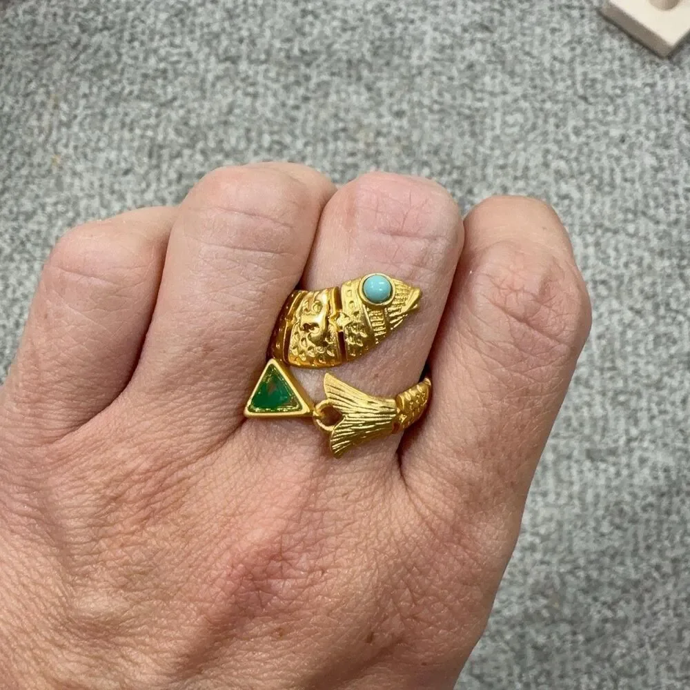Tory Burch Ring 8 Gold Tone Fish Wrap Coastal Green Womens Jewelry Signed